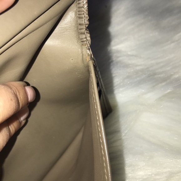 AUTHENTIC EPI LOUIS VUITTON LONG PEPPERED COLORED SNAP WALLET - Picture 11 of 14